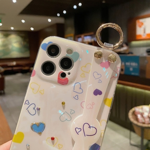 iPhone 13 Pro Case with phone grip iPhone 13 Pro case for Women - Picture 4 of 5